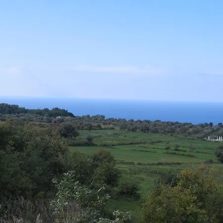 Il Canto Di Kokopelli Country Alojamento de Acomodação e Pequeno-almoço Brattiro